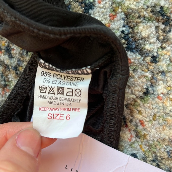 NWT (in black) sexy bodysuit - long sleeve open back - Picture 12 of 17